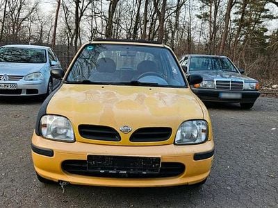 Gebraucht Nissan Micra 54 PS (39 kW) 2000 Gelb Kleinwagen