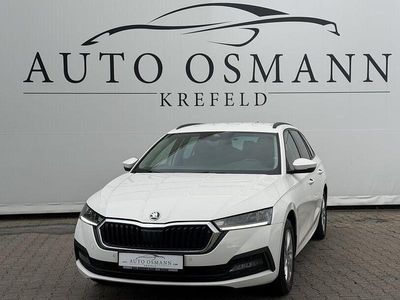 Gebraucht Skoda Octavia G-TEC Ambition 131 PS (96 kW) 2023 Candyweiss Kombi