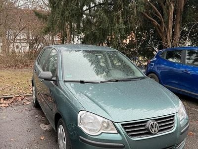 Gebraucht VW Polo 64 PS (47 kW) 2006 Grün Kleinwagen