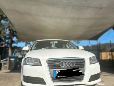 Gebraucht Audi A3 102 PS (75 kW) 2010 Weiß Kleinwagen