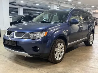 Gebraucht Mitsubishi Outlander Intense 156 PS (114 kW) 2008 Blau SUV