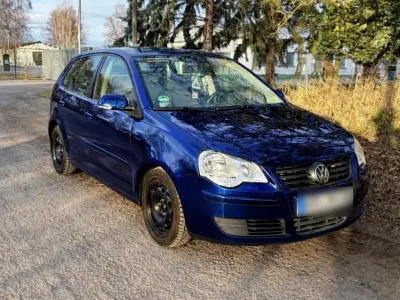 Gebraucht VW Polo 64 PS (47 kW) 2005 Blau Kleinwagen