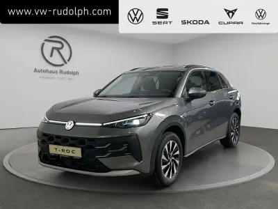 Neu VW T-Roc Life 150 PS (110 kW) 2026 Wolf grey metallic SUV