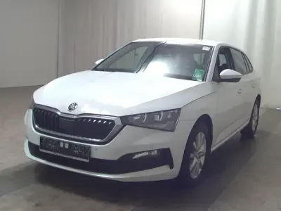 Gebraucht Skoda Scala Ambition 110 PS (80 kW) 2021 Weiss Kleinwagen