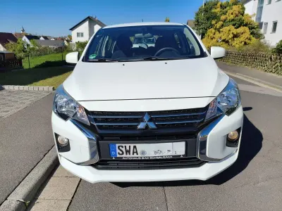 Begagnad Mitsubishi Space Star Select 71 HK (52 kW) 2022 Vit Halvkombi