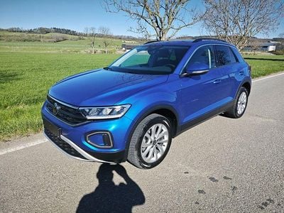 Usata VW T-Roc 150 CV (110 kW) 2022 Blu SUV