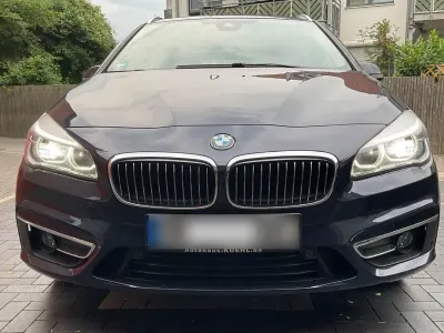 Gebraucht BMW 220 Active Tourer Luxury Line 192 PS (141 kW) 2016 Blau Van / Kleinbus