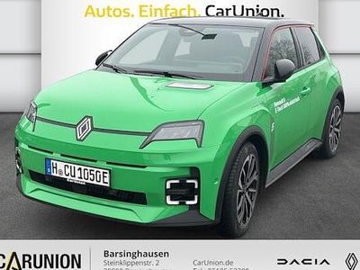 Grün Gebraucht 2025 Renault R5 Komfort Kleinwagen | 29.960 € (Guter Preis)