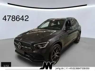 Gebraucht Mercedes GLC300e AMG line 306 PS (225 kW) 2021 Grau SUV
