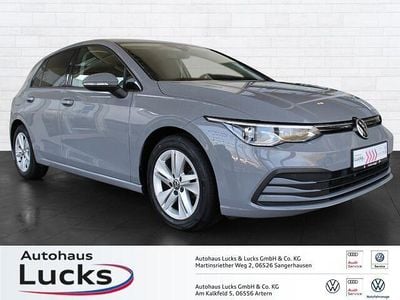 Gebraucht VW Golf VIII Life 150 PS (110 kW) 2020 Mondsteingrau Limousine