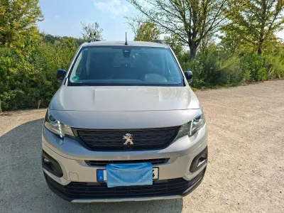 Gebraucht Peugeot Rifter GT-line 131 PS (96 kW) 2020 Beige Van / Kleinbus
