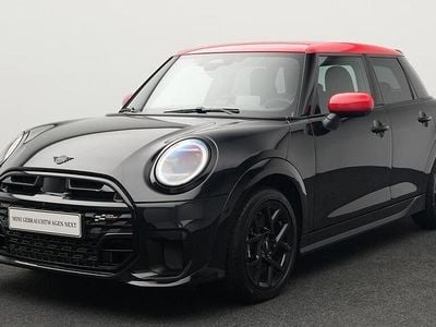 Używany Mini Cooper 156 KM (114 kW) 2024 Czarny Hatchback