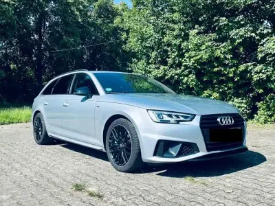 Gebraucht Audi A4 S-Line 190 PS (139 kW) 2019 Silber Kombi