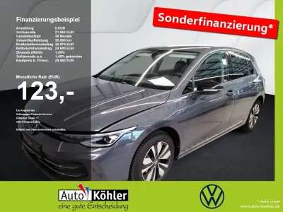 Gebraucht VW Golf VIII Goal 150 PS (110 kW) 2025 Grau Limousine