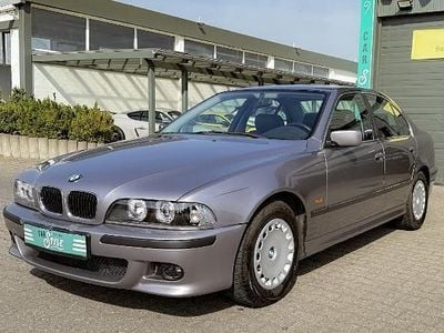 BMW 528