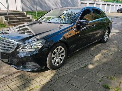 Mercedes E220