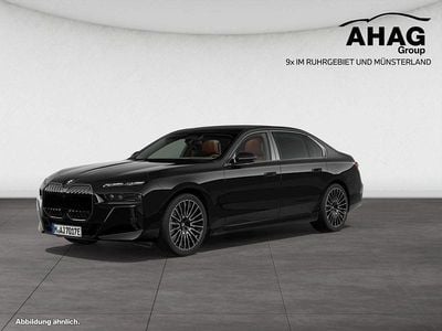 Gebraucht BMW 750e M Sport 489 PS (359 kW) 2025 Schwarz Limousine