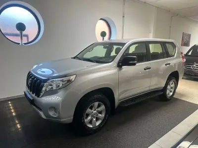 Gebraucht Toyota Land Cruiser 177 PS (130 kW) 2016 Silber SUV