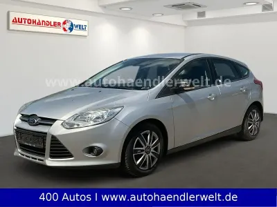 Gebraucht Ford Focus 125 PS (91 kW) 2012 Polarsilbermet. Limousine