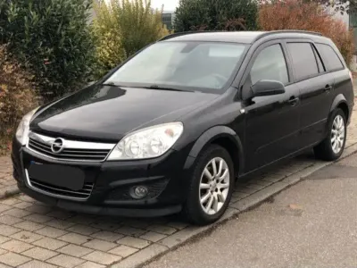 Gebraucht Opel Astra 90 PS (66 kW) 2008 Schwarz Kombi