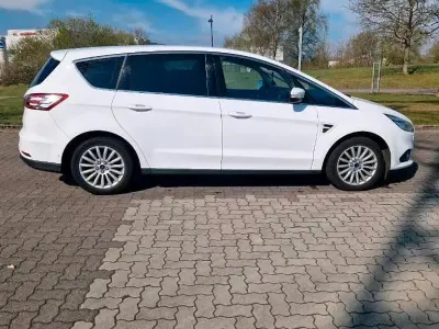Gebraucht Ford S-MAX S 180 PS (132 kW) 2018 Weiß Van / Kleinbus