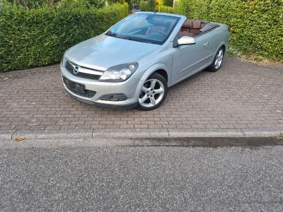 Gebraucht Opel Astra Cosmo 108 PS (79 kW) 2007 Grau Cabrio
