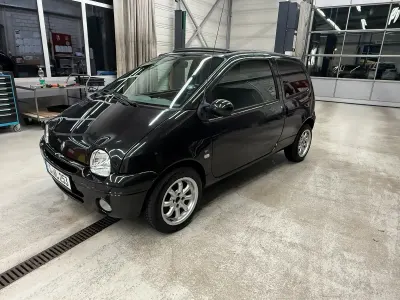 Gebraucht Renault Twingo 75 PS (55 kW) 2003 Schwarz Kleinwagen