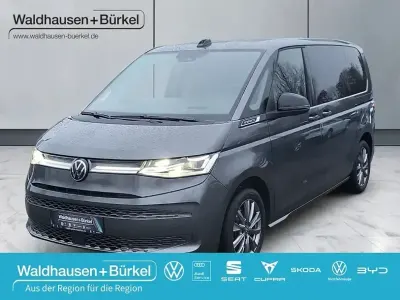 Używany VW Multivan Life 218 KM (160 kW) 2021 Szary Minivan