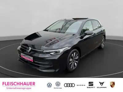 Gebraucht VW Golf VIII Goal 204 PS (150 kW) 2025 Weiss Limousine