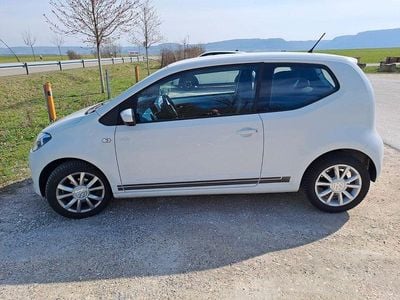 Gebraucht VW up! CLUB 60 PS (44 kW) 2016 Weiß Kleinwagen