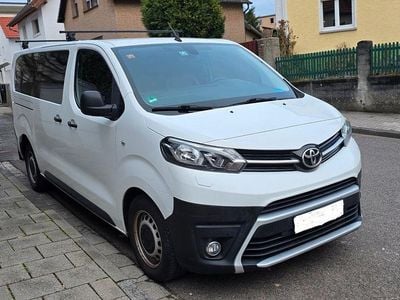 Gebraucht Toyota Proace 166 PS (122 kW) 2020 Weiß Van / Kleinbus
