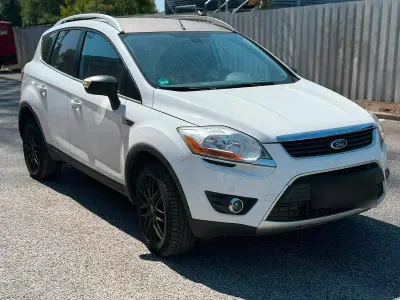Gebraucht Ford Kuga 140 PS (102 kW) 2010 Silber SUV
