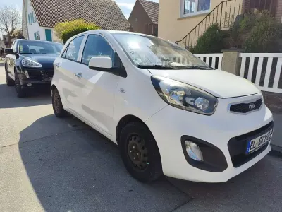 Brugt Kia Picanto Attract 69 HK (50 kW) 2012 Hvid Hatchback