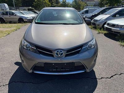 Toyota Auris Hybrid