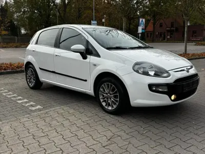 Brugt Fiat Punto 77 HK (56 kW) 2011 Hvid Hatchback