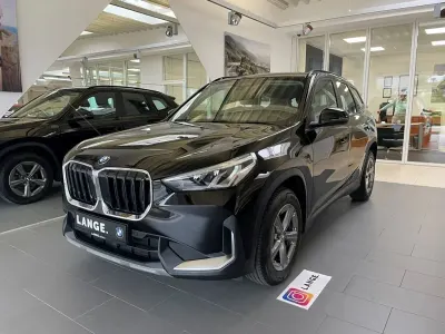 Gebraucht BMW X1 Sport Line 150 PS (110 kW) 2023 Schwarz SUV