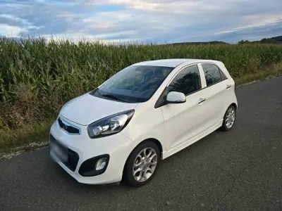 Gebraucht Kia Picanto 84 PS (61 kW) 2012 Weiß Kleinwagen