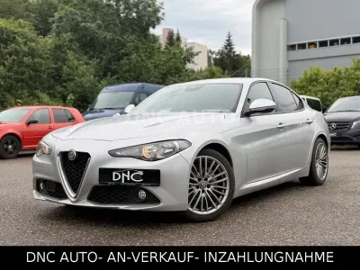 Gebraucht Alfa Romeo Giulia 150 PS (110 kW) 2017 Grau Limousine