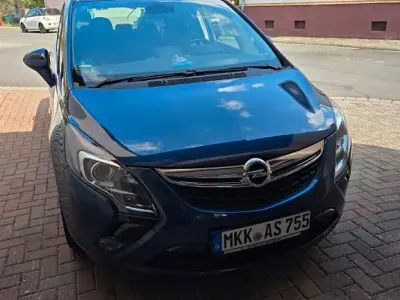 Używany Opel Zafira Tourer Innovation 170 KM (125 kW) 2016 Niebieski Minivan