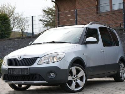 Gebraucht Skoda Roomster 90 PS (66 kW) 2013 Silber Van / Kleinbus