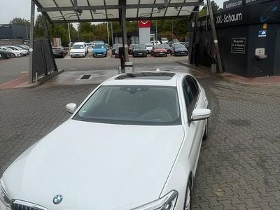 Gebraucht BMW 525 Luxury Line 231 PS (169 kW) 2017 Weiß Limousine