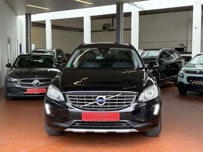 Usata Volvo XC60 Momentum 150 CV (110 kW) 2017 Nero SUV