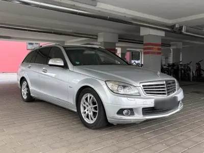 Gebraucht Mercedes C220 Elegance 170 PS (125 kW) 2008 Silber Kombi