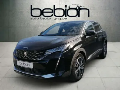 Gebraucht Peugeot 3008 Allure 131 PS (96 kW) 2023 Metfa schwarz perla Limousine