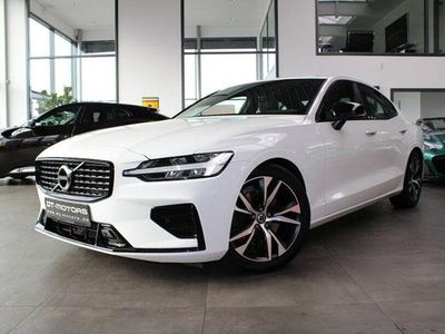 Weiß Gebraucht 2022 Volvo S60 R-Design Limousine | 24.900 € (Etwas zu teuer)