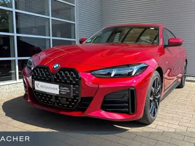 Gebraucht BMW 420 Gran Coupé Comfort Edition 184 PS (135 kW) 2025 Fire red metallic Coupé