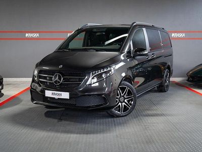 Grau Gebraucht 2022 Mercedes V300 Avantgarde Edition Van / Kleinbus | 67.970 € (Teuer)