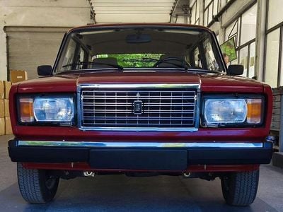 Gebraucht Lada 2107 75 PS (55 kW) 1989 Rot Limousine