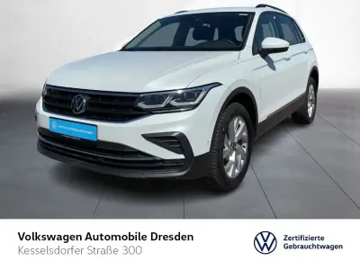Gebraucht VW Tiguan Life 150 PS (110 kW) 2020 Oryxwhite perlmutteffekt SUV