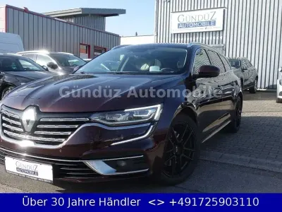 Gebraucht Renault Talisman GrandTour Initiale Paris 200 PS (147 kW) 2021 Rot Kombi